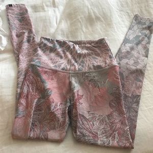 Onzie Print Leggings